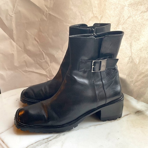 Gucci (Tom Ford) Vintage Black Boots 9 1/2 B with added Vibram Soles - Picture 1 of 10